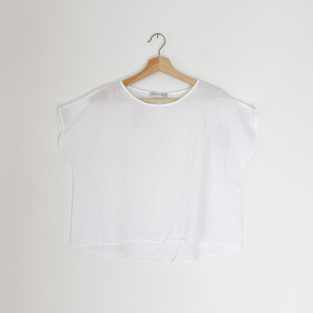 Cut Loose | High Low Linen Tee in White