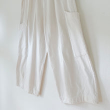 Load image into Gallery viewer, Pacific Cotton | Cotton Pasha Pant in Cream
