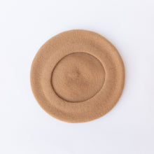 Load image into Gallery viewer, bottom of camel wool beret

