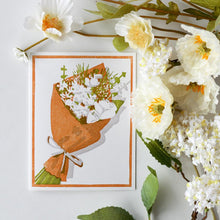 Load image into Gallery viewer, Brown Paper Bouquet Card
