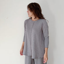 Load image into Gallery viewer, North Star Base | Double Cotton High-Low Top in Fog
