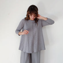 Load image into Gallery viewer, North Star Base | Double Cotton High-Low Top in Fog
