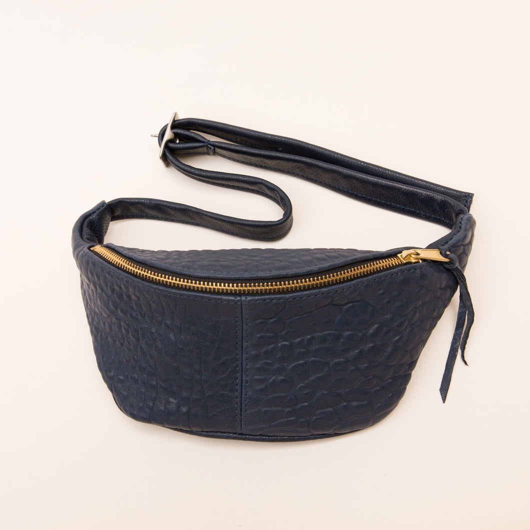 Sven | Leather Fanny Pack in Navy