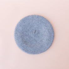 Load image into Gallery viewer, wool beret in grey
