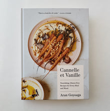 Load image into Gallery viewer, cannelle vanille laydown top view cover on white background
